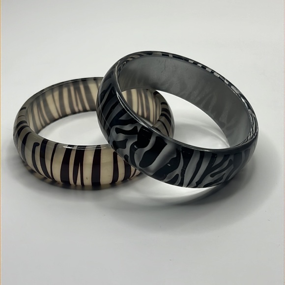 Two Animal Print Bangles | Gray & Silver | Brown & Cream - Picture 8 of 14